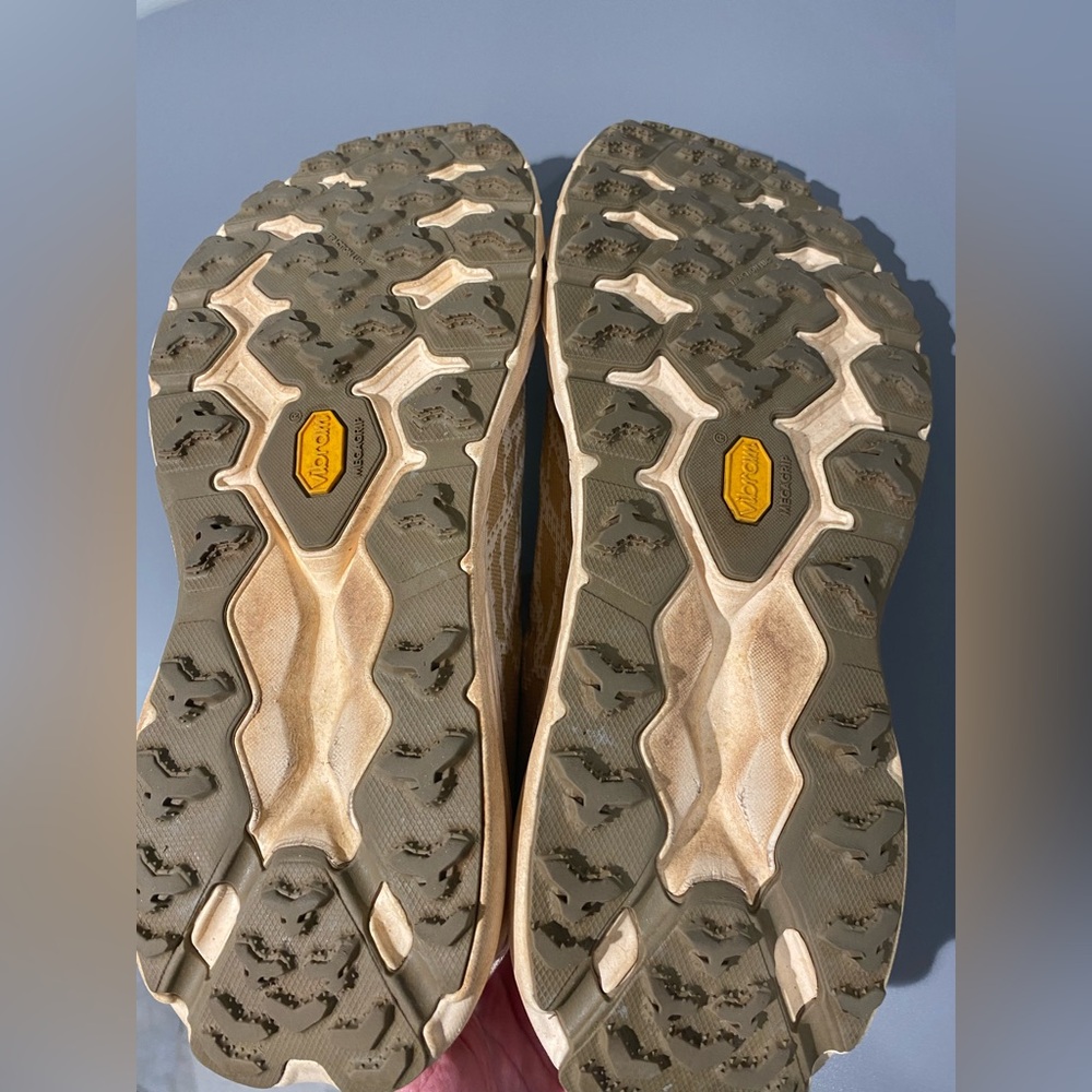 Hoka Speedgoat - Picture 3 of 3